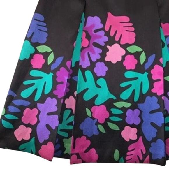 NWOT Tibi Black Floral Coral Print Silk & Wool Skirt Pleated Fully Lined Size 6 - Picture 3 of 5
